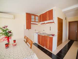 Апартаменты Apartments Jovicevic Петровац Апартаменты с 1 спальней и балконом с видом на море-7